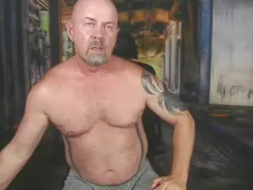 Chaturbate Live Sex of manlyprisonguy2
