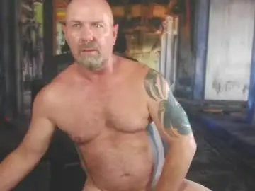 Chaturbate Live Sex Cam of manlyprisonguy2