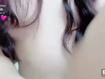 Chaturbate Watch Live Sex Cams of minaaaa69879