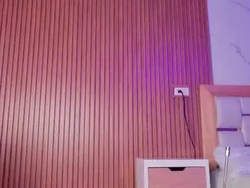 Chaturbate Live Sex Cam of _natasha18_