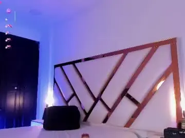 Chaturbate Best live sex cam show of aron_cruz12