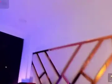 Chaturbate Free Live Porn of aron_cruz12