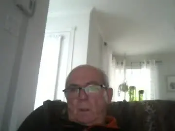 Chaturbate Live Porn of bernard1102