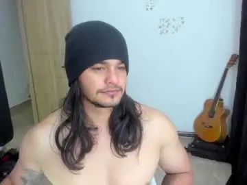 Chaturbate Watch Live Sex Cams of loganhot22