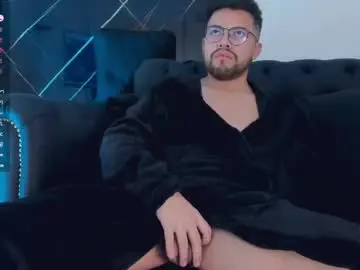 Chaturbate Live Sex Cam of lucca_mallard