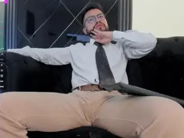 Chaturbate Live Sex Cam of lucca_mallard