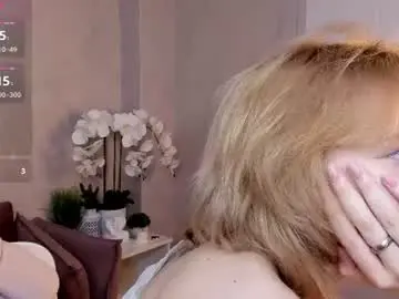 Chaturbate Watch Live Sex Cams of lunaa_bee