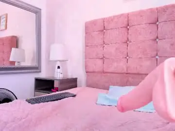 Chaturbate Live Sex Cam of meghan_candy