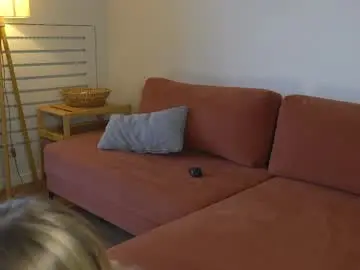 Chaturbate Live Sex Cam of milly____