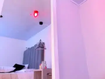Chaturbate Live Sex Cam of naomii_x