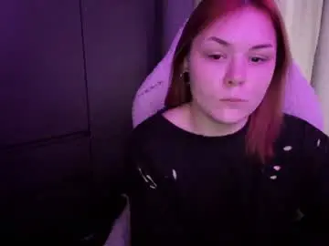 Chaturbate Live Sex Cam of alli_zi