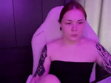 Chaturbate Live Porn of alli_zi
