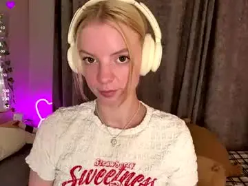 Chaturbate Adult Webcams of cristinekondo