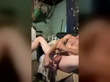 Chaturbate Sex Cam of lemmeburslut