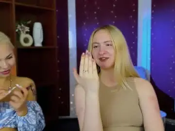 Chaturbate Live Porn of mila_glow
