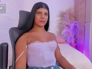 Chaturbate Live Sex Cam of paulinabelle