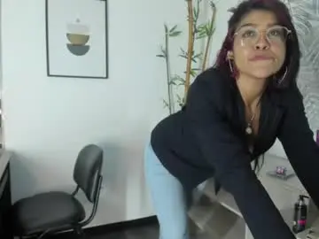 Chaturbate Best live sex cam show of sky_collins_