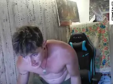 Chaturbate Live Sex Cam of frenchhornybibs