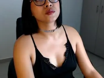Chaturbate Live Sex Cam of pamy_assam_