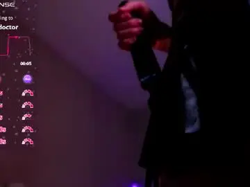 Chaturbate Live Sex Cam of tender__beauty