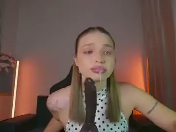 Chaturbate Watch Live Sex Cams of viollasinzz