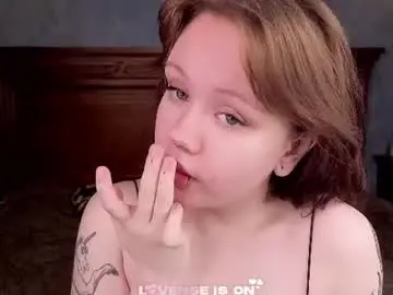 Chaturbate Live Sex Cam of zeldaes