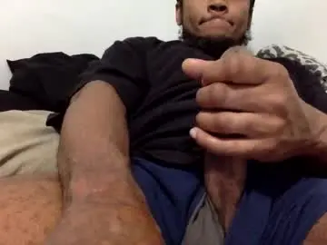 Chaturbate Nude Webcam of bigblkdick4wife2