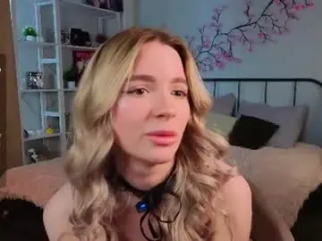 Chaturbate Watch Live Sex Cams of cloverfarewell