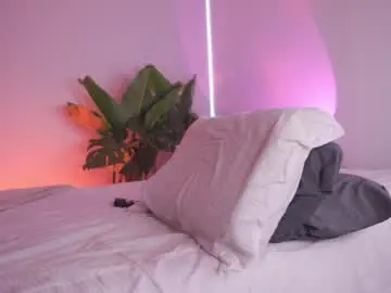 Chaturbate Live Sex Cam of dwayne_xx