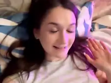 Chaturbate Adult Video Chat of emilylovetokens