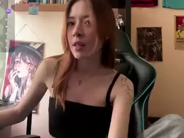 Chaturbate Sex Cam of kirstiewemmer