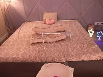 Chaturbate Live Sex Cam of ladychanelll