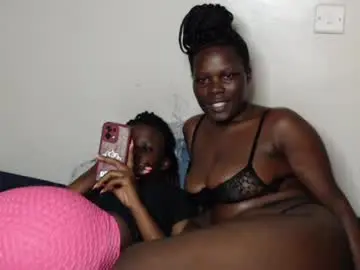 Chaturbate Live Porn of milla_nova