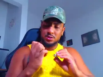 Chaturbate Sex Chat of yosoy_enzo2020