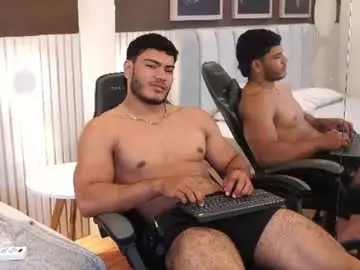 Chaturbate Free Live Porn of andrewcollen
