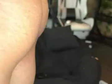 Chaturbate Free Porn Cam of andrewcollen