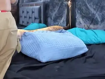 Chaturbate Best live sex cam show of couple_gold69