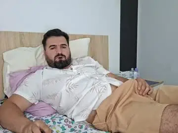 Chaturbate Sex Cam of daddyy000018