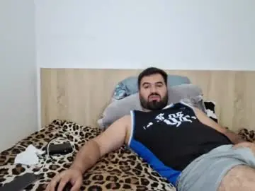 Chaturbate Live Sex of daddyy000018