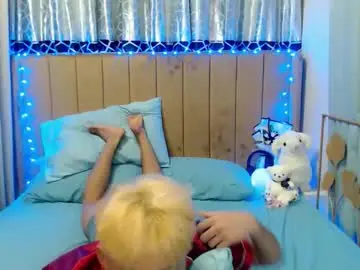 Chaturbate Nude Webcam of jemart_urnaughtboy