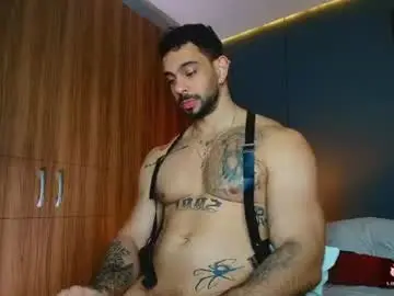 Chaturbate Live Sex Cam of massimo_visconti