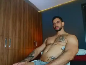 Chaturbate Live Sex Cam of massimo_visconti