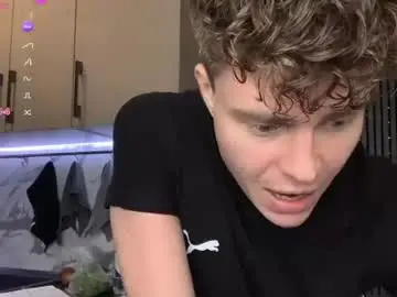 Chaturbate Adult Webcam of holy_eggs_00