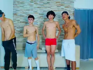 Chaturbate Live Sex Cam of kinkyhousexxx