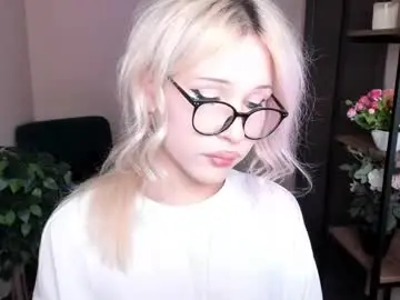 Chaturbate Adult Video Chat of kristydollx