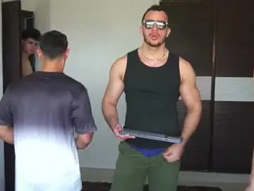 Chaturbate Watch Live Sex Cams of teddybear_07