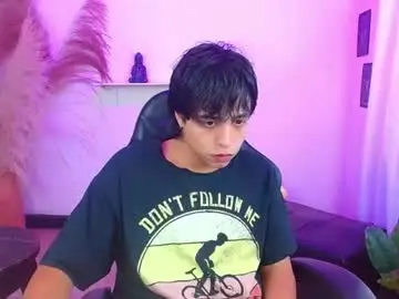 Chaturbate Free Live Porn of andycum11