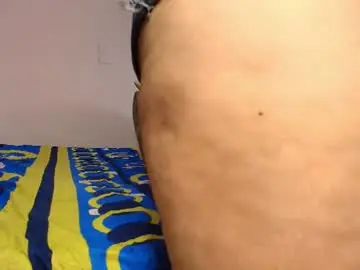 Chaturbate Sex Cam of mahia_wilson