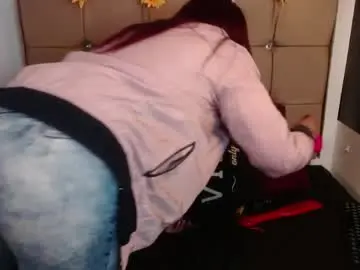 Chaturbate Adult Video Chat of miia_spencer_