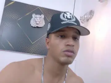 Chaturbate Adult Video Chat of ryanfosster
